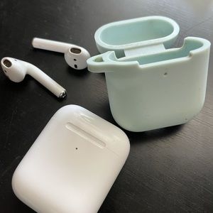 Apple AirPods 2